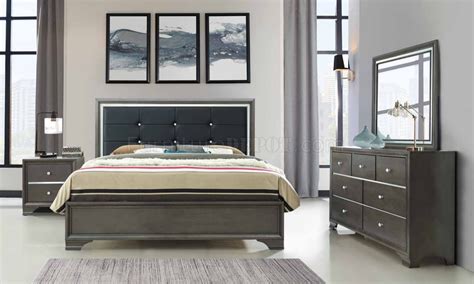 The spacious master bedroom found in this texas ranch features this pretty beige grey hue, which works in combination with the natural light to make the room feel open and relaxing. Cameron Bedroom 5Pc Set in Light Grey Oak by Global