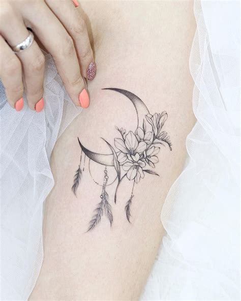 The Coolest Crescent Moon Tattoos And What They Mean Artofit