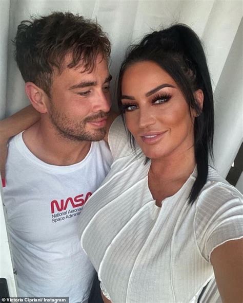 Danny Cipriani S Wife Victoria Reveals They Are Starting Second Round