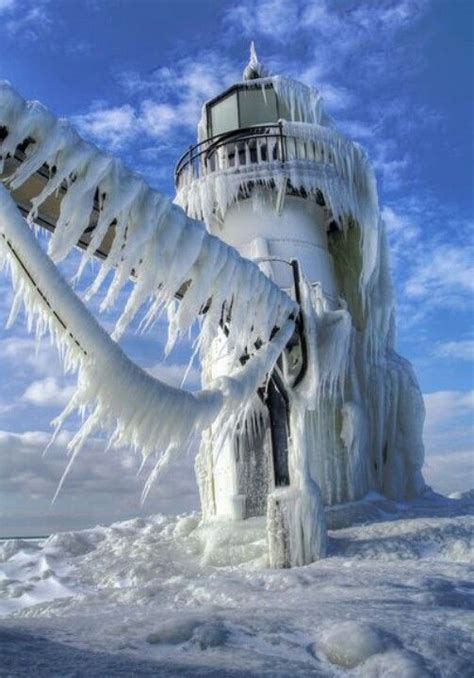 Frozen Lighthouse Michigan Lighthouse Lake Michigan Lighthouses
