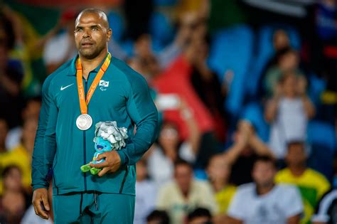 Judoca Paralímpico Antônio Tenório Recebe Alta Após Duas Semanas