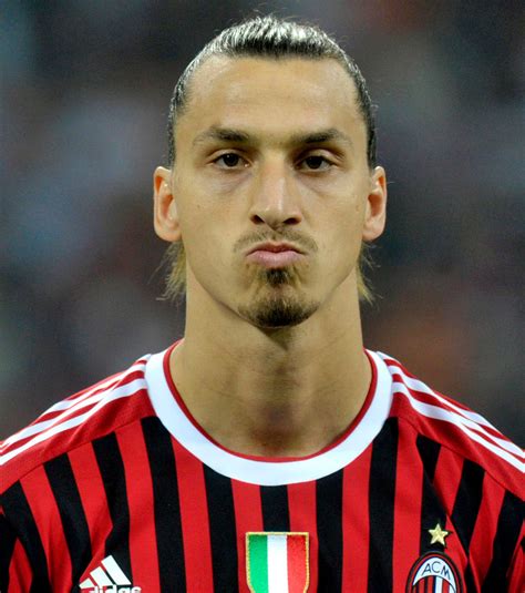 All the latest news on the team and club, info on matches, tickets and official stores. Milan AC : Ibrahimovic, "A Barcelone, j'étais une Ferrari ...