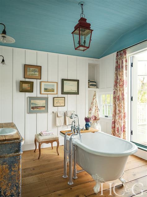Tour A Charming English Style Cottage In East Hampton Cottages
