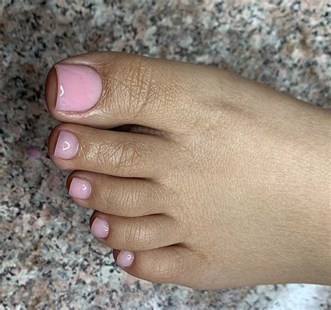𝙥𝙞𝙣 𝙨𝙝𝙚𝙞𝙨𝙨𝙤𝙗𝙤𝙪𝙜𝙞𝙚 🍒 In 2020 Acrylic Toes Acrylic Toe Nails Gel Toe
