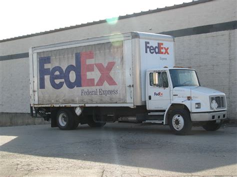 Track your fedex express online with your fedex tracking number. FedEx Express straight truck | Dave Markvart | Flickr