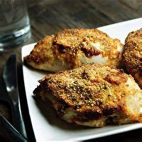 The combination of parmesan cheese parmesan cheese, breadcrumbs, and mayonnaise make the perfect crust for this juicy chicken dinner! Parmesan Crusted Chicken by Pioneer Woman | Parmesan ...