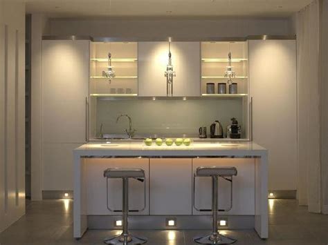 Karena desain minimalis merupakan desain ruang yang fungsional, maka. 10 Desain Lampu & Pencahayaan Yang Artistik Untuk Ruang ...