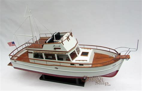 Grand Banks 32 Ready For Rc Handcrafted Model Boat Red Hull Quality