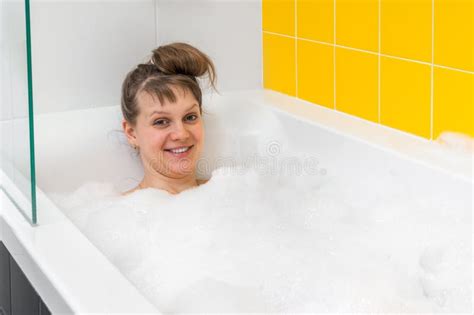 Beautiful Young Woman Is Taking Relaxing Bath With Foam Stock Image Image Of Person Bodycare