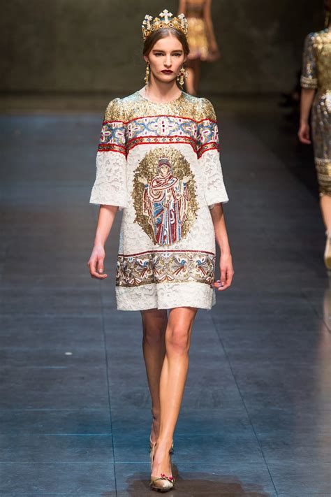 Dolce And Gabbana Fall 2013 Ready To Wear Fashion Show In 2020 Fashion