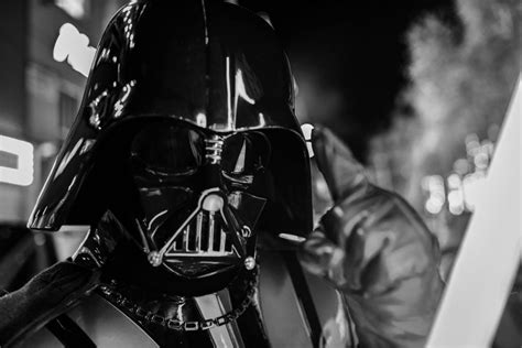 6 Of The Best Darth Vader Moments In Star Wars