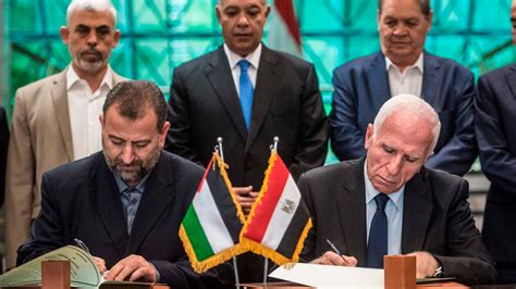 Palestinian Rivals Fatah Hamas Sign Reconciliation Accord The