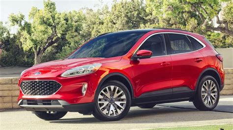 Recall Alert 2015 Ford Escape Suvs Are Escaping From Drivers