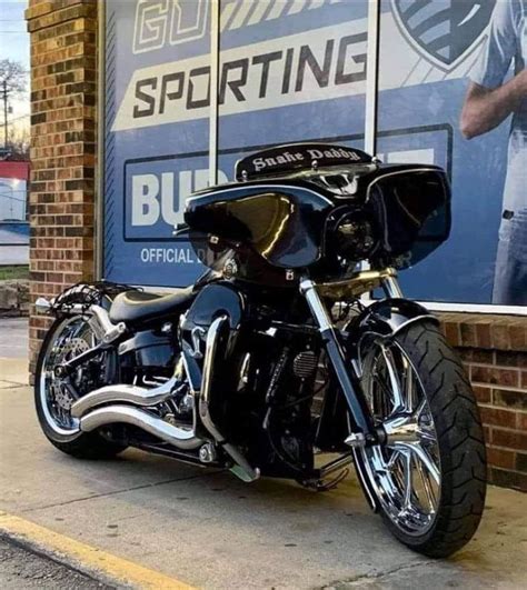 Pin By Appelnatic On V Rod And Bagger Customs In 2020 Harley Bikes