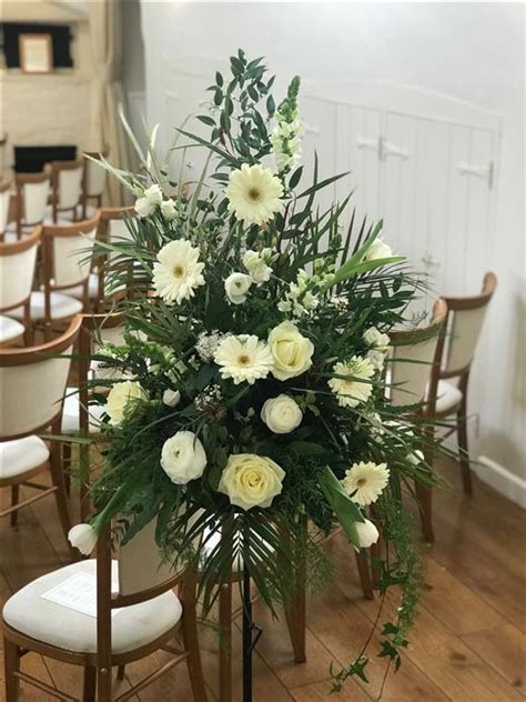 Buy church wedding decorations and wedding ceremony supplies like wedding ceremony arch, wedding chair decorations, wedding ceremony flowers, wedding centerpieces, wedding aisle runners, and more! Pedestal Displays for Church & Reception | Rays Florist ...
