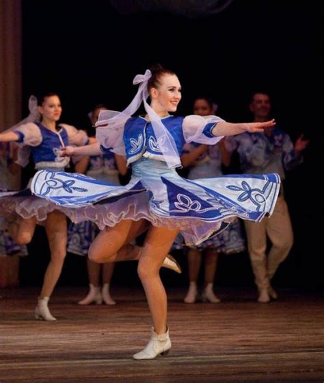 Hire Russian Dancers In Toronto Group Dance Performance Near You