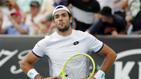 Quella tra il nostro portacolori e il tennista greco sarà probabilmente lo. Tennis, Ultimate Showdown a Nizza, vince Berrettini - La ...
