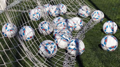 Informationen, diskussionen, prognosen, umfragen zu den hier finden sie eine liste von diskussionen im fußball live ticker forum auf fanlager.de. Live-Ticker: Fußball im Kreis Soest in Landesliga ...