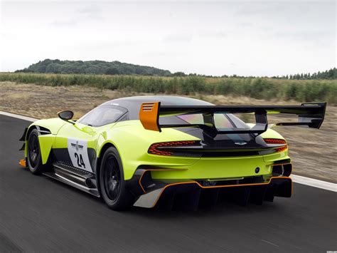 Fotos De Aston Martin Vulcan Amr Pro 2017