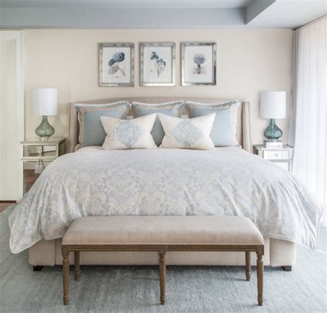 It is good for you to consult with interior designer too to. 16 Sophisticated Traditional Bedroom Designs That Provide ...