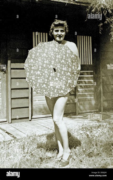 Eva Braun Braun Posing Umbrella Sunbathing Nude Adolf Hitler