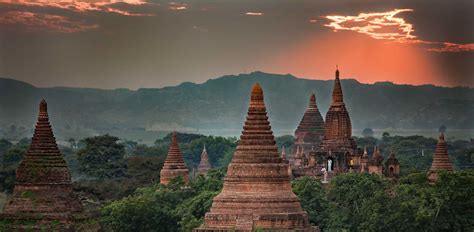 Bagan | Myanmar | Luxe and Intrepid Asia | Remote Lands