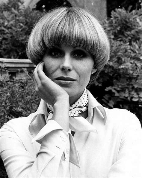 Dazzling Divas Joanna Lumley