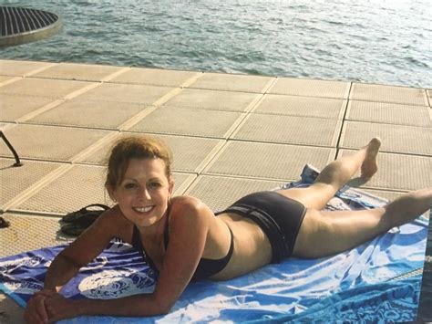 This News Anchors Bikini Photo Is Going Viral For A Great Reason