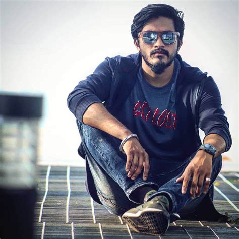 Www.thechennaisilks.com/ malaysia based independent musician mugen rao turned a household name in. Mugen Rao (Bigg Boss) Wiki, Biography, Age, Family, Songs ...