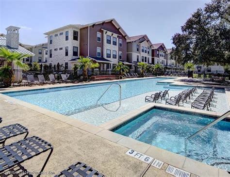 U Centre At Northgate Apartments In College Station Texas