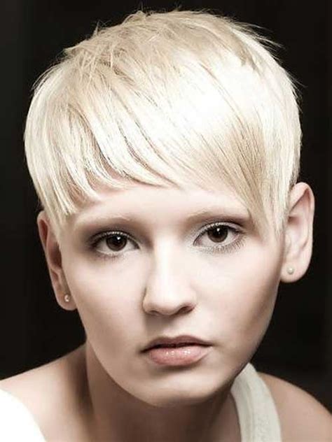 Short hairstyles for women can offer a lot of advantages. 15 Hairstyles for Girls with Short Hair | Short Hairstyles ...