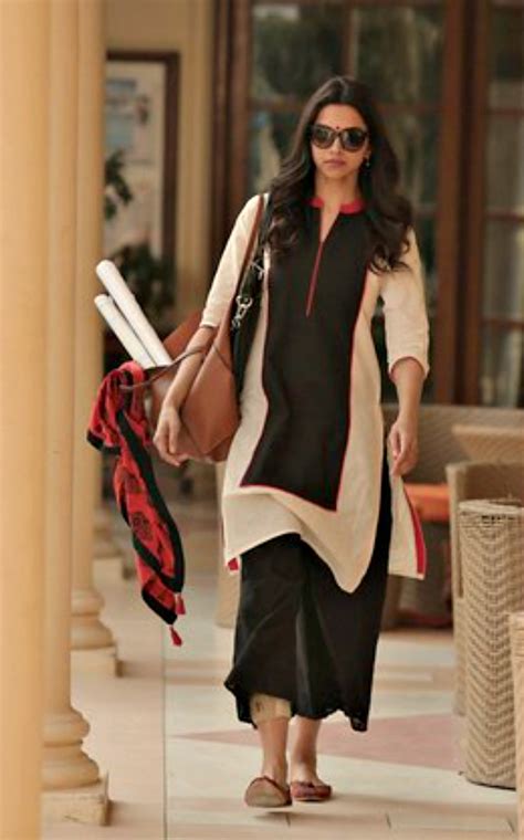 You Have To Check Out Deepika Padukones Delhi Girl Look In Piku