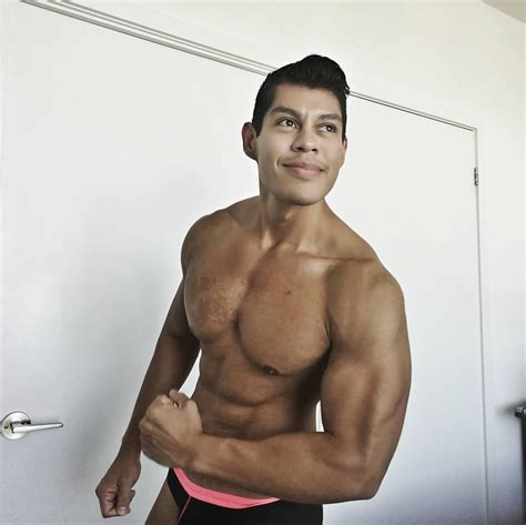 World Bodybuilders Pictures Latin Americano Hispanic Bodybuilder Cesar Rivera