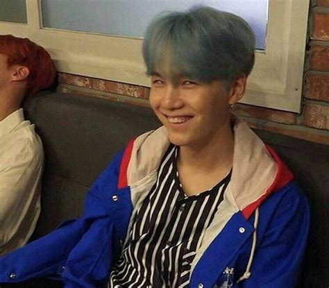 𝖗𝖊𝖆𝖈𝖈𝖎𝖔𝖓𝖊𝖘 ㅡ Min Yoongi Bts Meme Faces Kpop Memes Bts Bts Memes