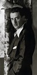 A PERSON IN THE DARK: John Gilbert: The Artist