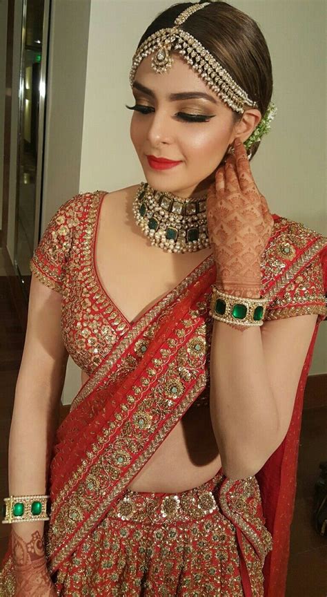 Pin By Abdul Wasi On Fashion In 2021 Indian Bridal Outfits Indian