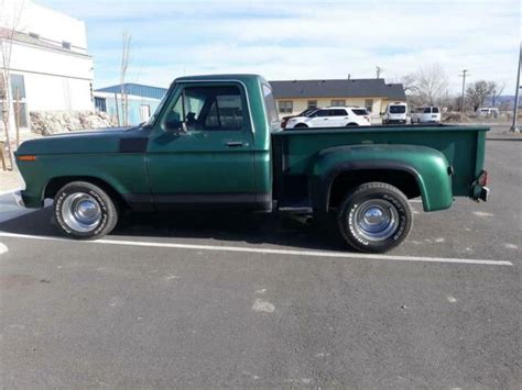 77 Ford F 100 Custom Shortbed Stepside Lowered 4 In Front Classic