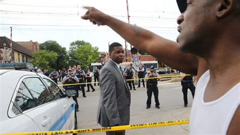 Protests Breakout In Chicago After Man Shot By Chicago Police Officer Dies