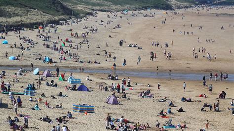 Stay Cool This Could Be The Hottest May Day Bank Holiday Ever Uk
