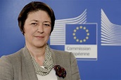 Citizens' Dialogue in Bucharest with Commissioner Violeta Bulc ...