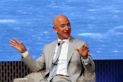 Jeff Bezos Is Stepping Down As CEO Of Amazon Engadget