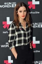 Emma Watson Style Clothes Outfits And Fashion Celebmafia