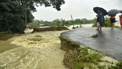Assam Flood Situation Deteriorates Due To Heavy Rain Over 70000 People Affected India Tv