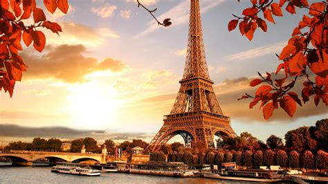 Eiffel Tower In Autumn France Paris Fall Hd 4k Wallpaper