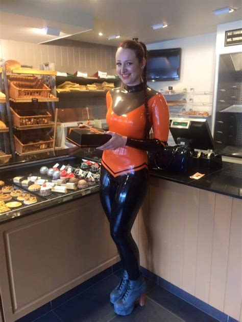 Miss Fetilicious Getting A Cake Public Latex Pinterest Latex Latex Fashion And Catsuit