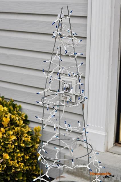 Tomato Cage Christmas Trees Housewife Eclectic