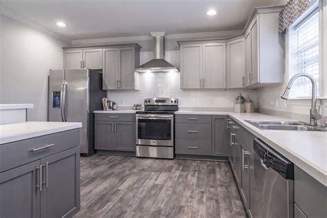 2 Tone Gray Shaker Cabinets Can Be An Interesting And Eye Catching