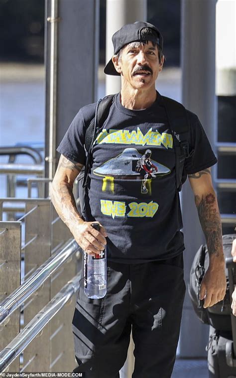 Red Hot Chilli Peppers Anthony Kiedis Takes A Water Taxi To Sydney