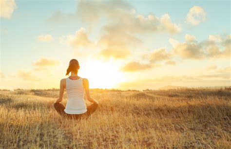 12 inspiring benefits of meditation in the morning