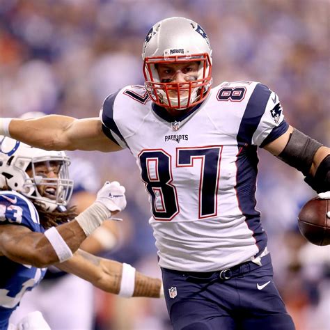 Gronkowski Becomes 2nd Patriots Player With 60 Career Touchdowns News